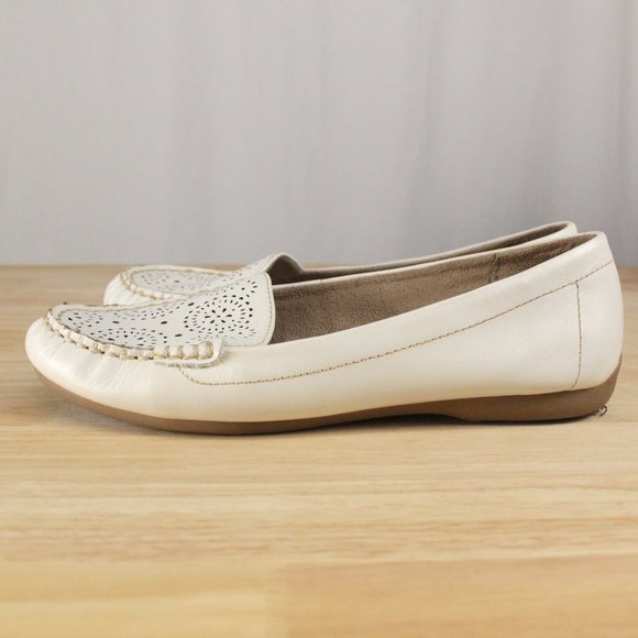Naturalizer Cut-out White Leather Slip on Shoes 6.5 - Picture 6 of 8